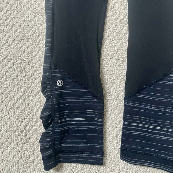 Lululemon 7/8 running leggings - Picture 6 of 11